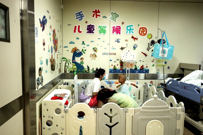 【“暖心”行动】手术室里的“儿童乐园”